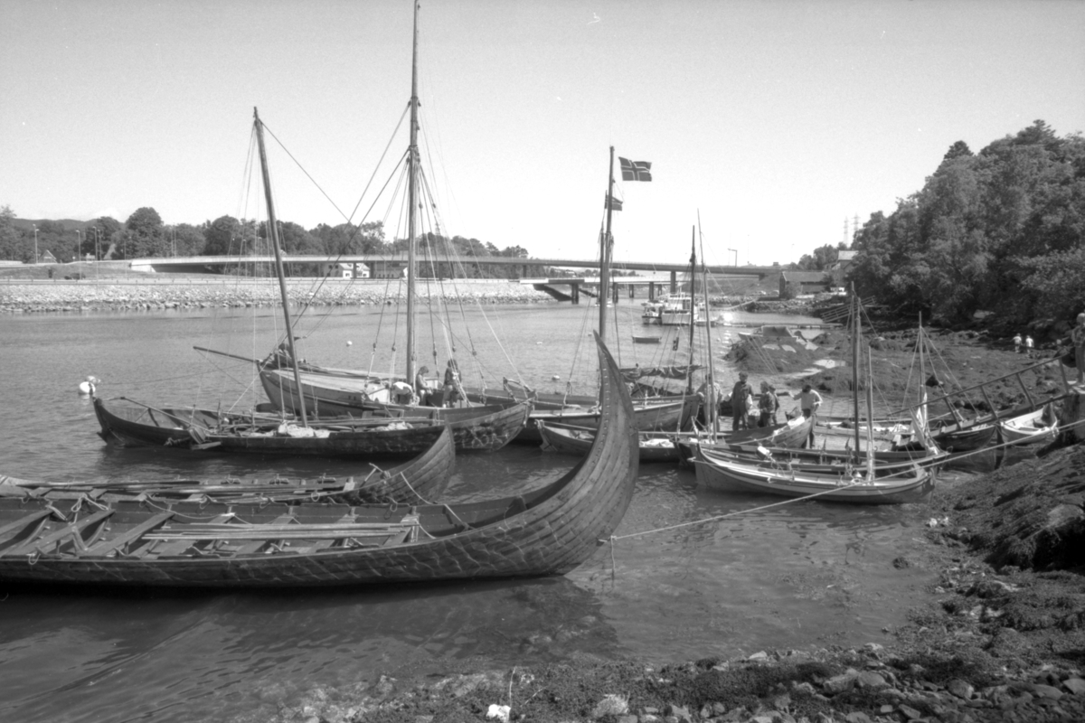 Bildeserie fra båttreffet på Sunnmøre Museum juni 1990.