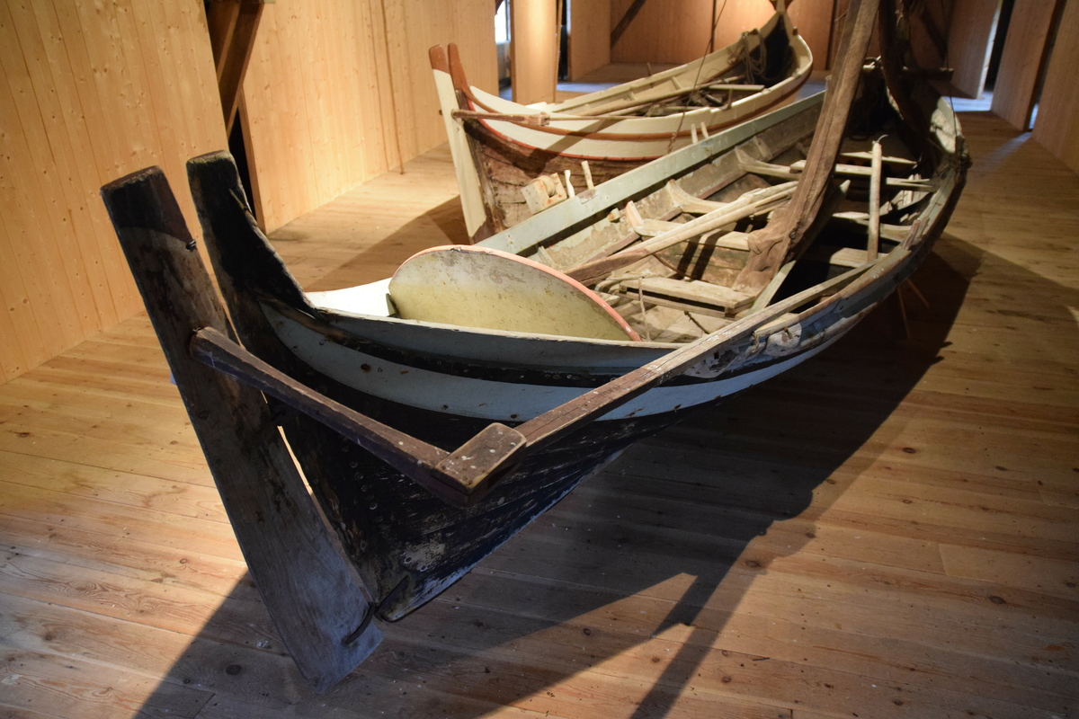 Båt