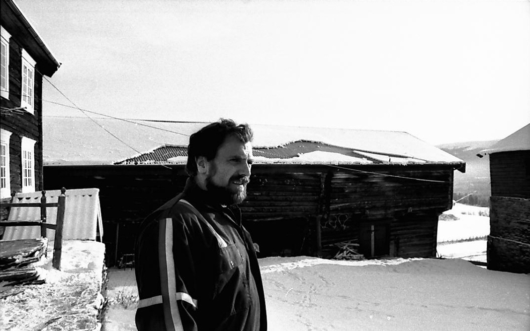 Lars Aasen, Vingelsåsen, gammel låve / stall / høylåve. 