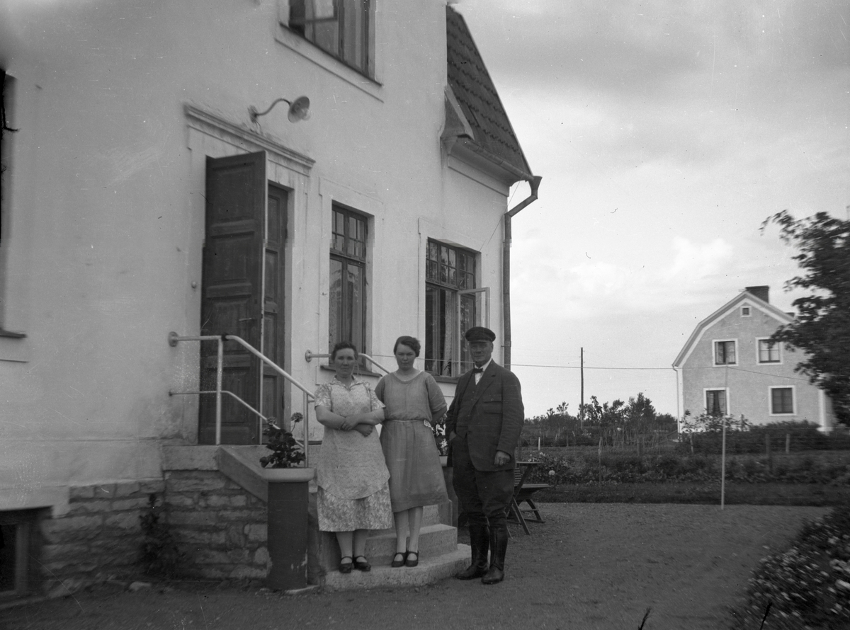 Familj på trappa