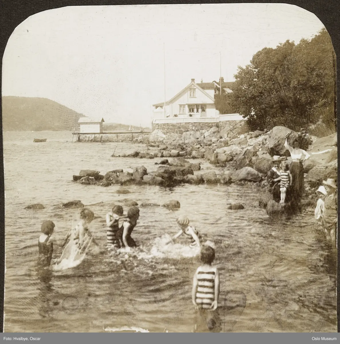 strand, kvinner, barn, badeliv, brygge, badehus, bolighus