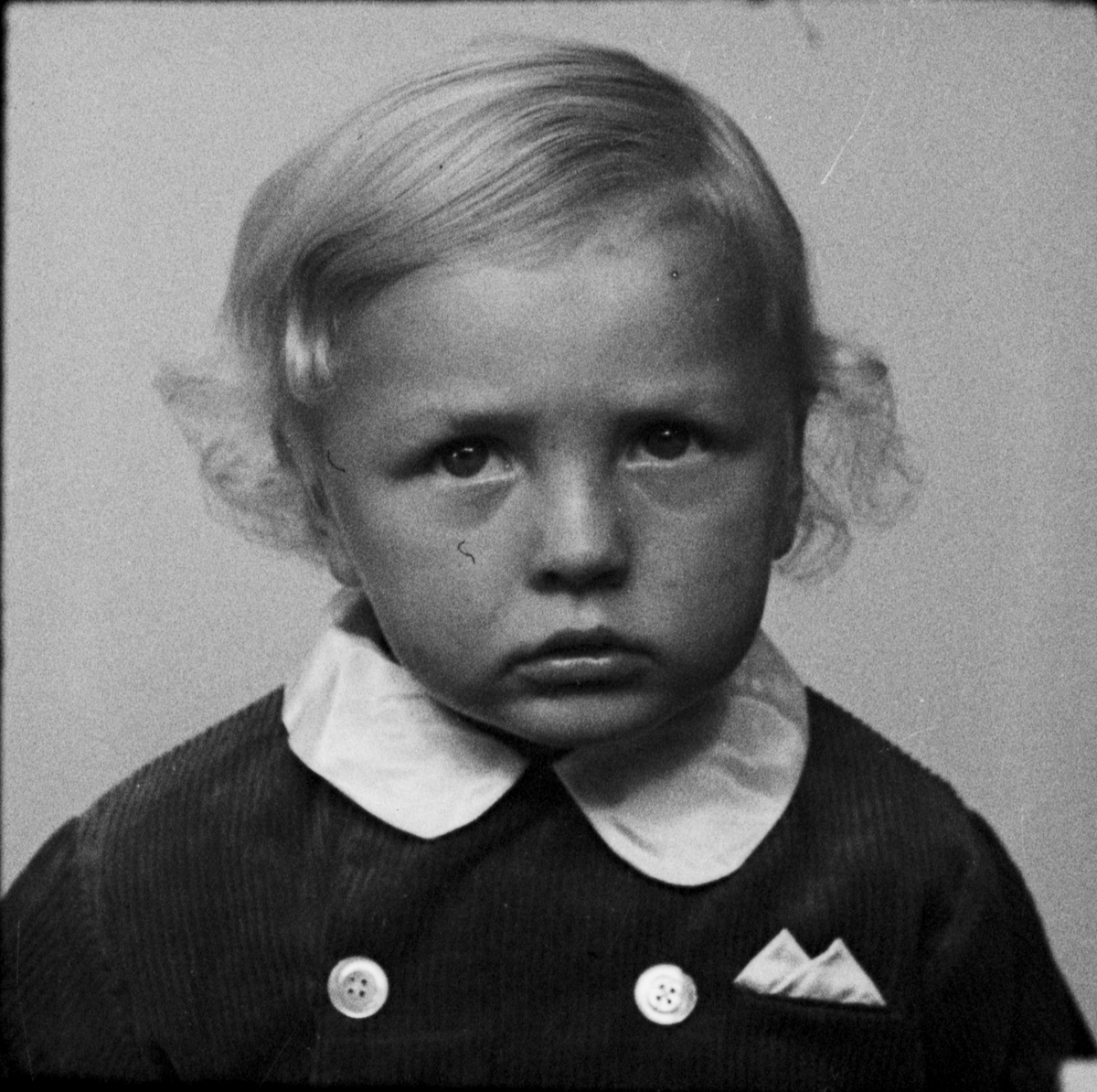 Ateljéporträtt - pojke, Östhammar, Uppland