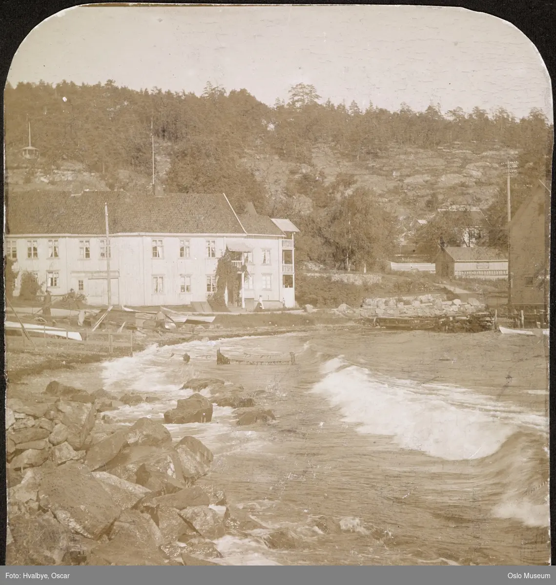 strand, fjord, bølger, bolighus