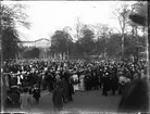 Folksamling i Botaniska trädgården, Uppsala