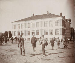Friminutt på Hønefoss folkeskole
