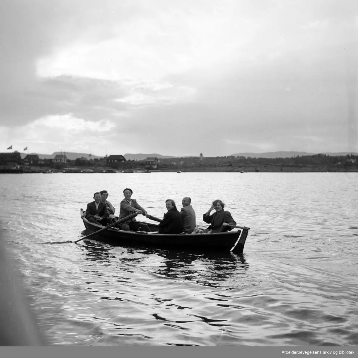 Nakholmen arrangerer "Øyenes dag". August 1956