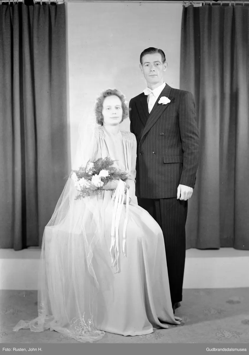 Brudebilde Ragnar Kolås og Ragna Heggelien