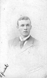 Nils Øverli, Vestre Slidre.