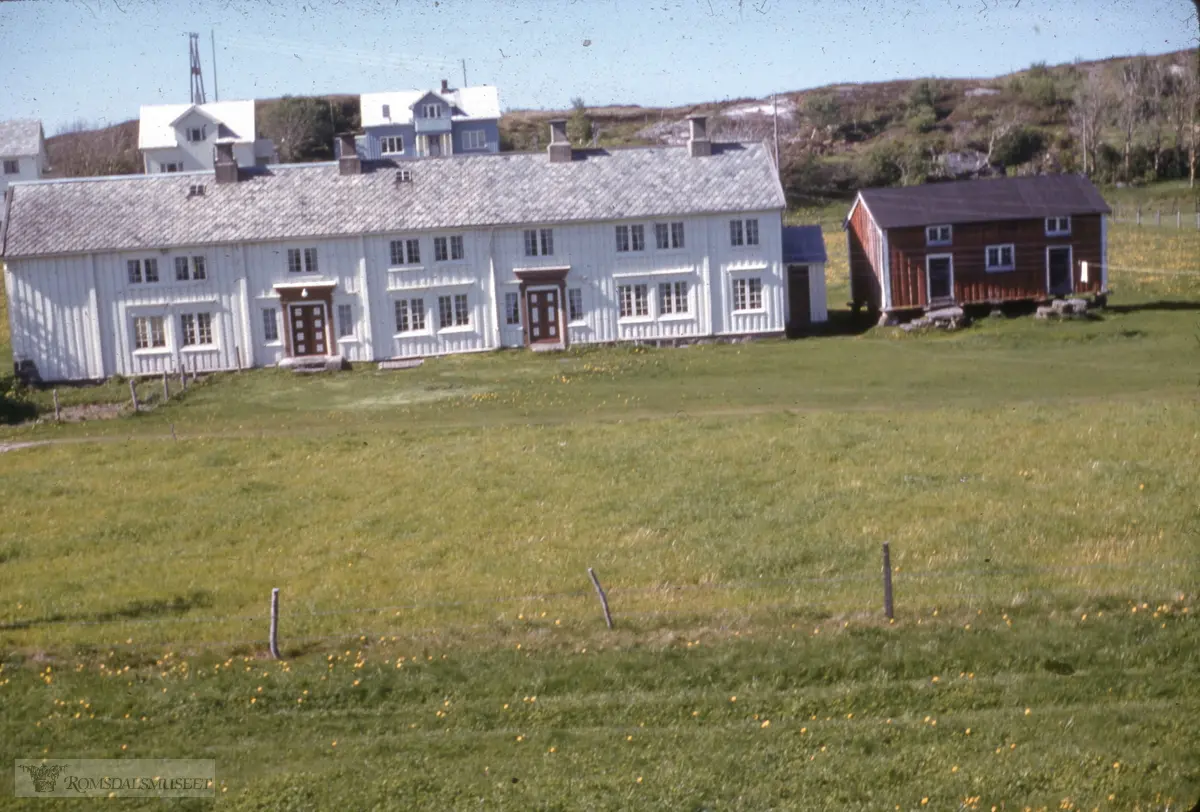 "Lyngstad".Hansgarden på Vevang, Eide, Hustadvika.