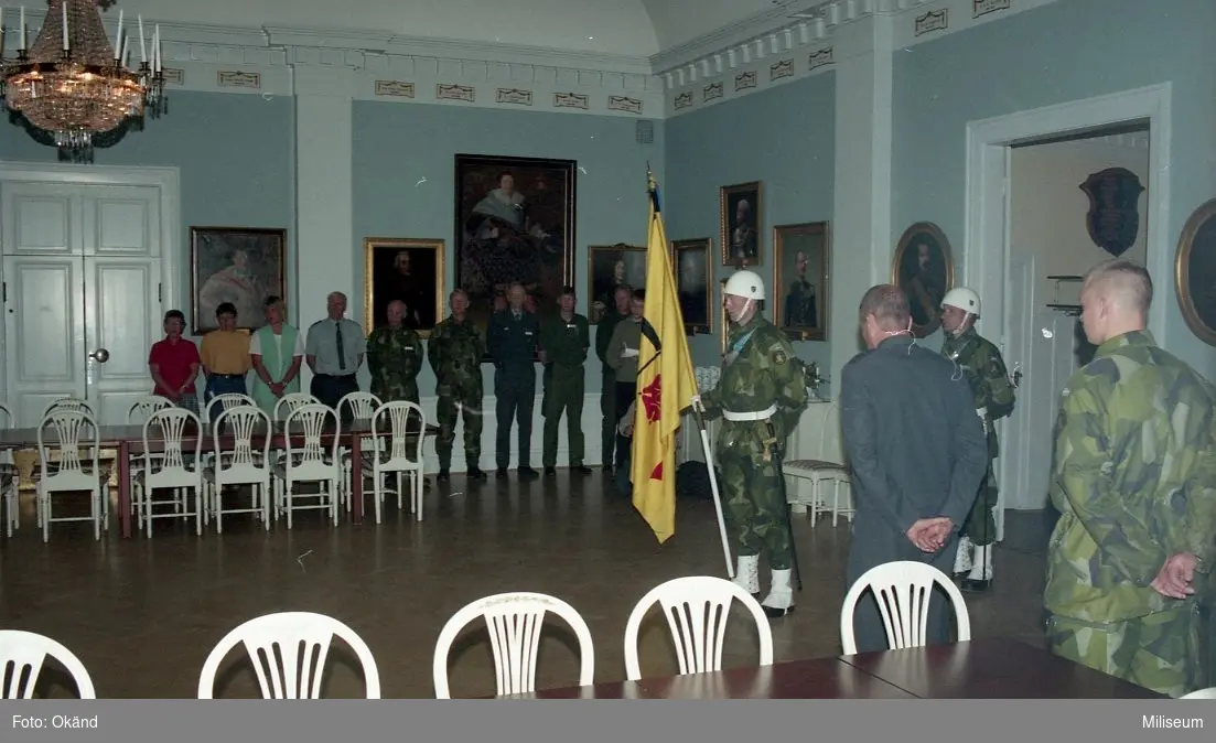 Brigadschefsbytet, ceremoni i officersmäss Trianon.

I bilden syns: Carl-Gustaf Pettersson, öv Wilhelm af Donner, öv Björn Svensson och mj Tomas Lööf.