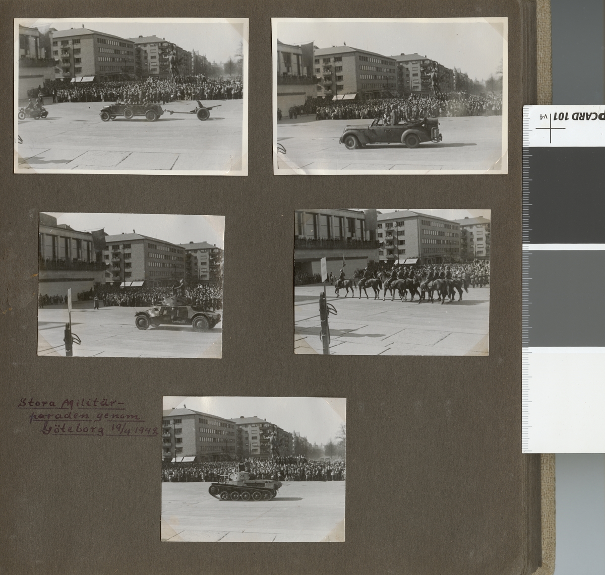 Text i fotoalbum: "Stora Militärparaden genom Göteborg 19/4 1942".