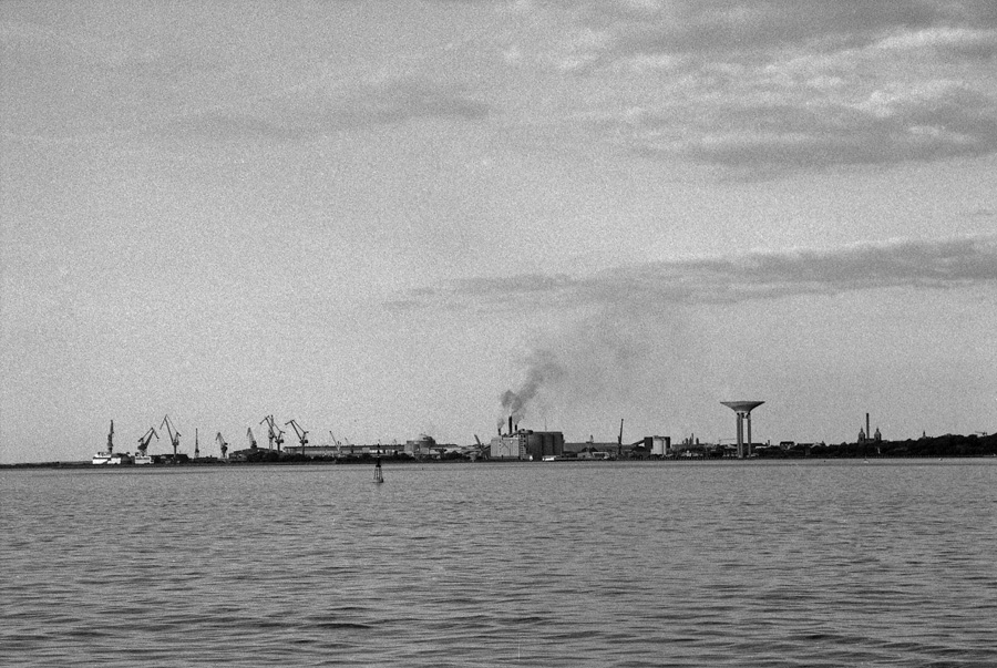 Silhuett Landskrona från Ven-båten.