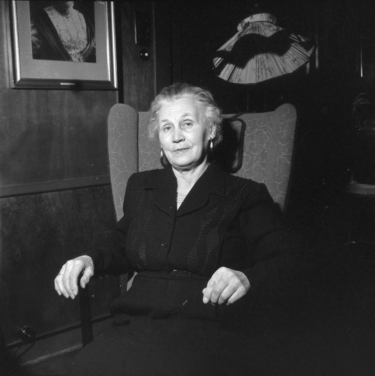 Fru Margrethe Grong med flere