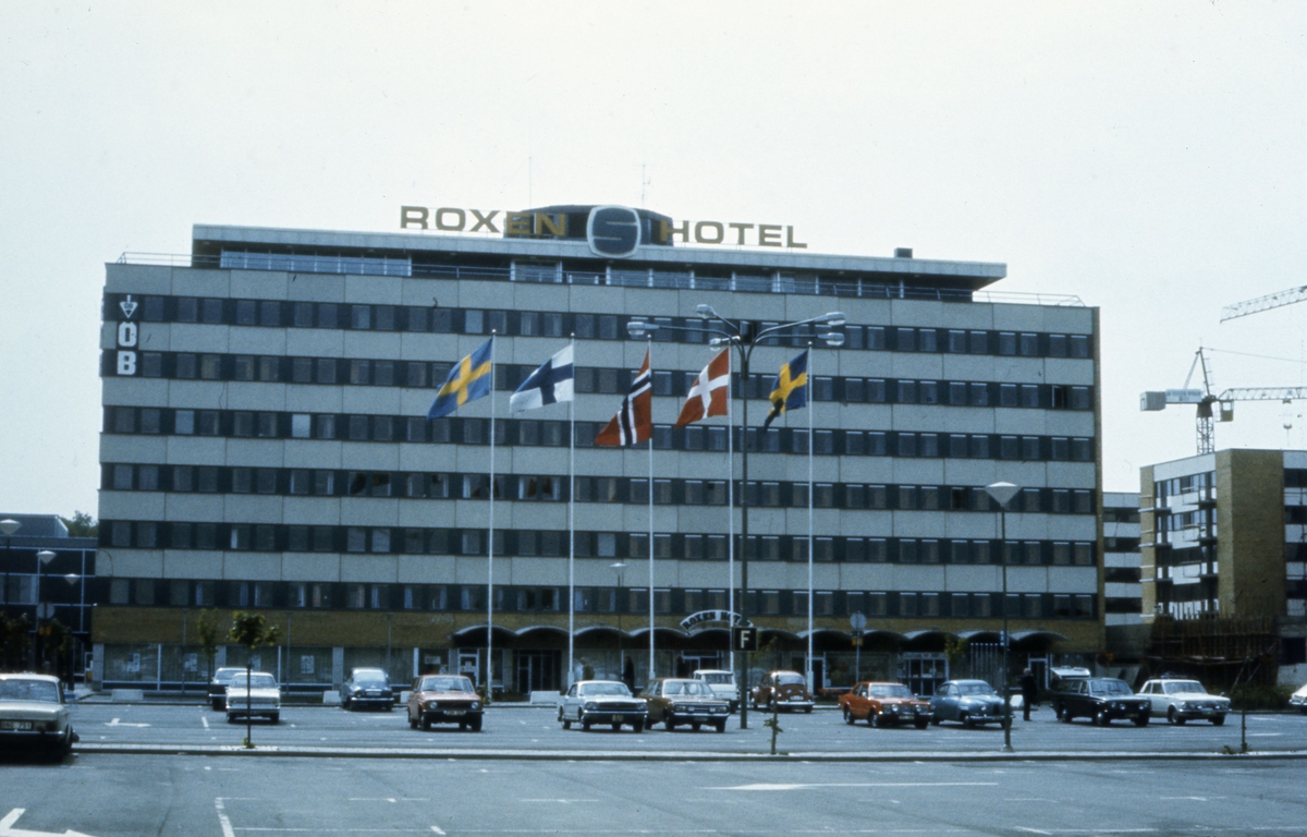 Skäggetorp är en stadsdel i Linköping. Den uppfördes på 1960- 1970-talet. Bebyggelsen är både bostadsrätter och hyreshus som alla är uppbyggda runt ett stort centrum. Här finns affärer, kontorshus, bibliotek, kyrka m.m. Kulturhuset Agora, som ligger i Skäggetorp, invigdes 2019. Där finns bl.a. bibliotek och plats för kreativitet som konst.