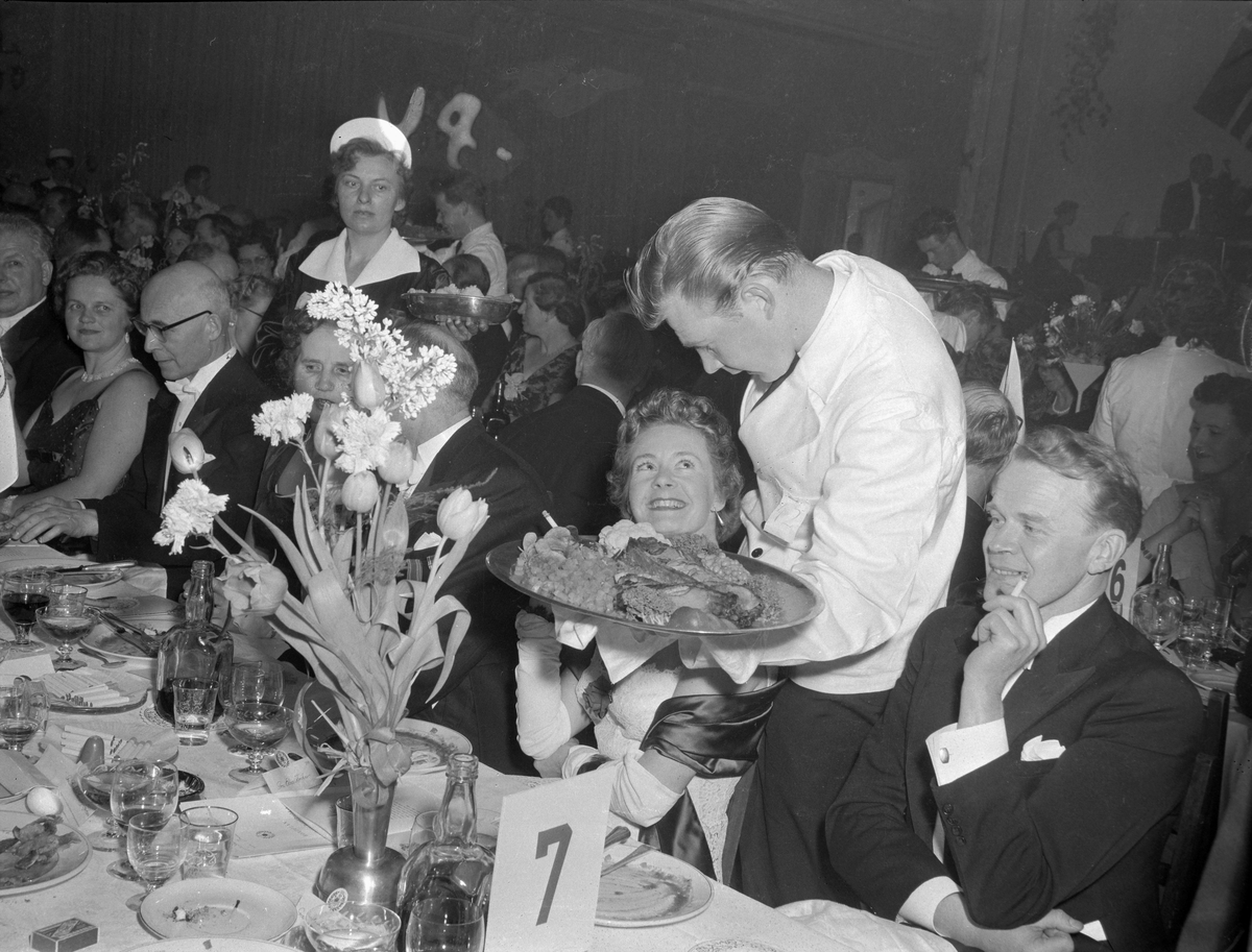 Nordenfjeldske Dampskipsselskap feirer 100-årsjubileum