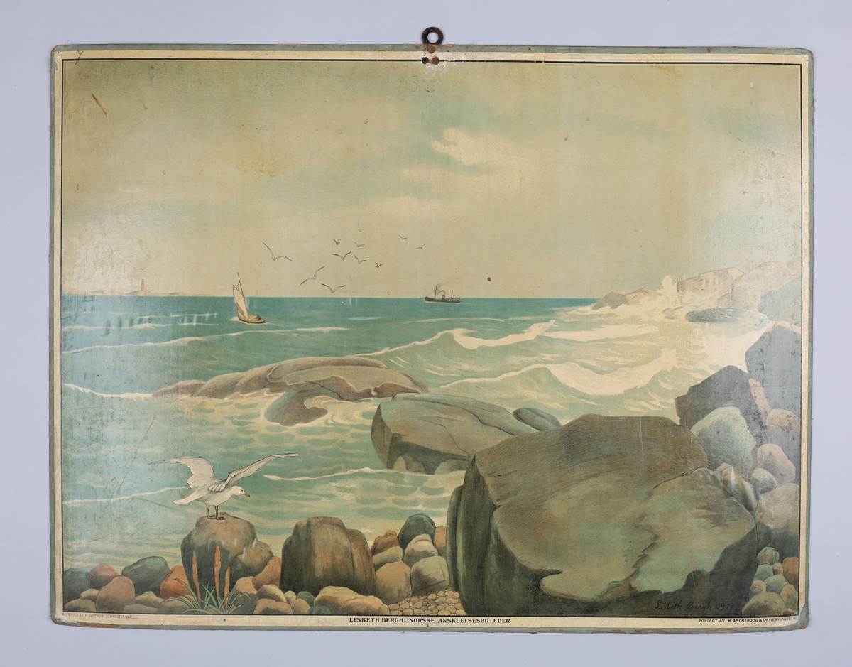 Skjærgårdsmotiv med båter og måker