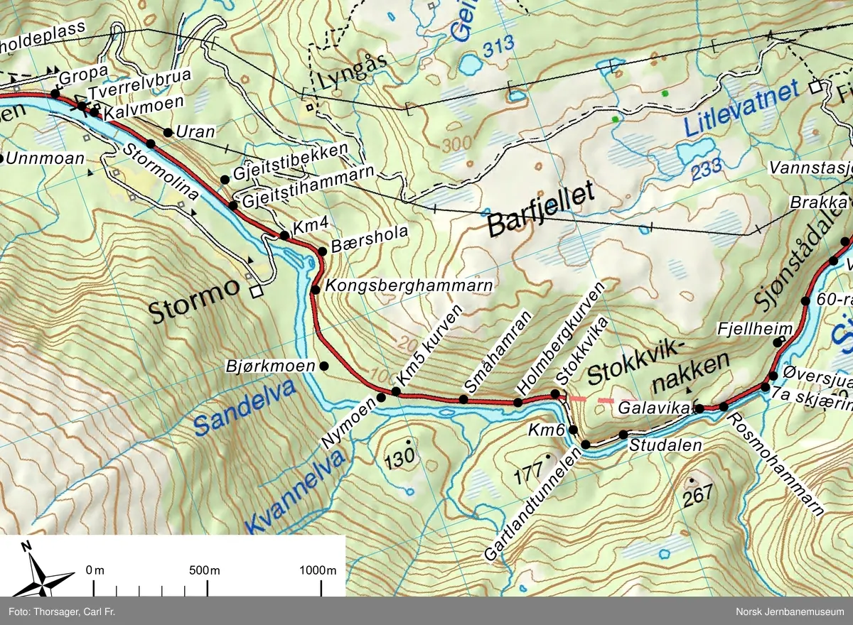 Ombord i et av de siste togene til Finneid før Sulitjelmabanens nedleggelse. Utfylling for bygging av ny vei pågår