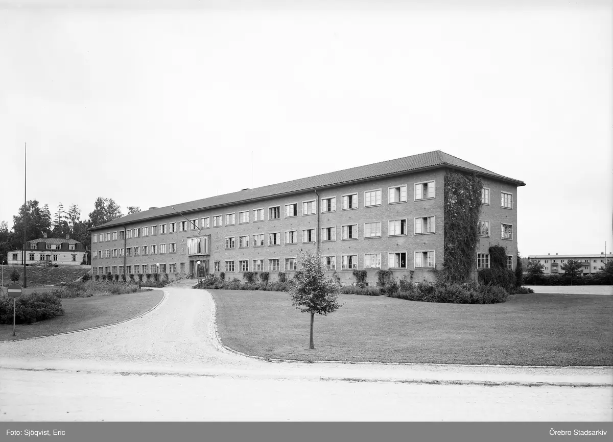 Kontorsbyggnad på Fagersta Bruk AB, 1945 -Örebro Stadsarkiv ...