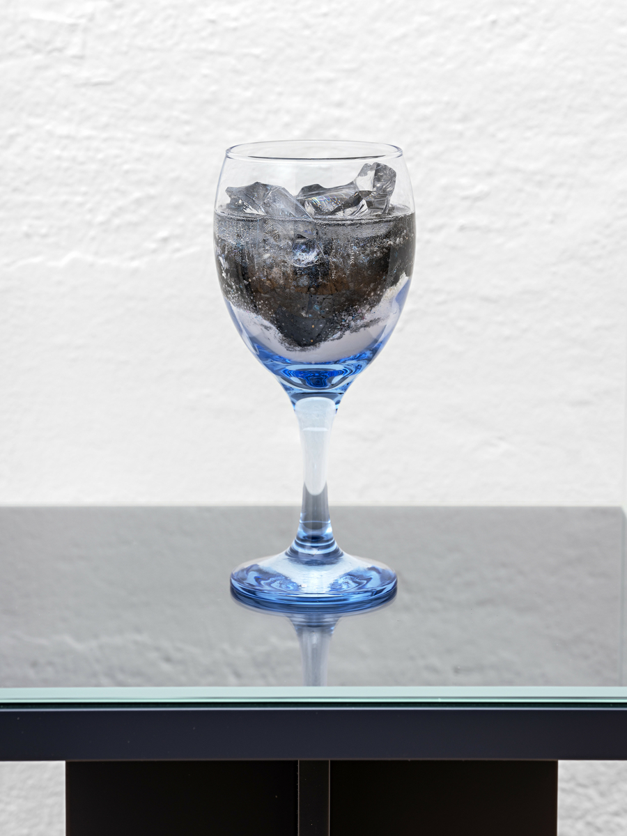 The Goblets (The Parkinson's Disease / Rheumatoid Arthritis / Lupus / Ulcerative Colitis / Multiple Sclerosis) [Installasjon]