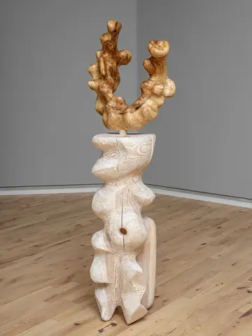 Plinth and Sculpture no. 2 [Skulptur]