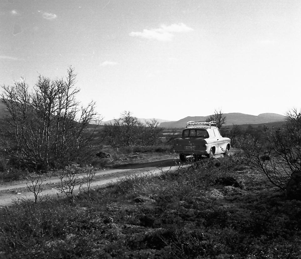 Turistvegen over Øversjødalsfjellet. 