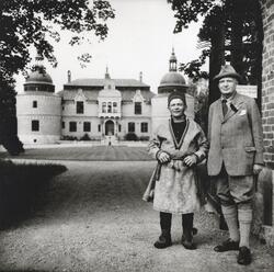 Mattias (Matto) Kuoljok och Eric von Rosen på godset Rockels