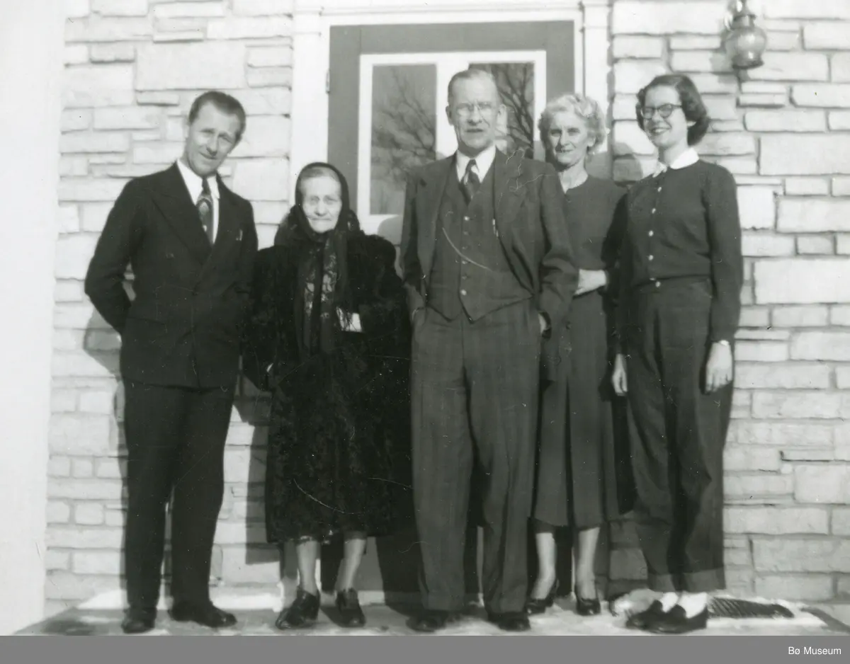 Tante Ronnaug med familie(USA)