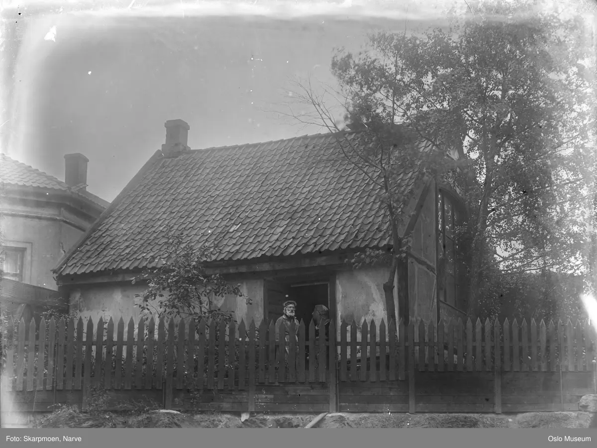 atelierbygning, hage, mann, billedhugger, plankegjerde, bygård