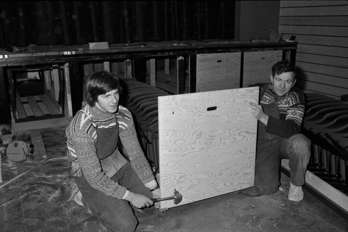 Innviet tilbygg på Åna Sira skole, 28. januar 1977.