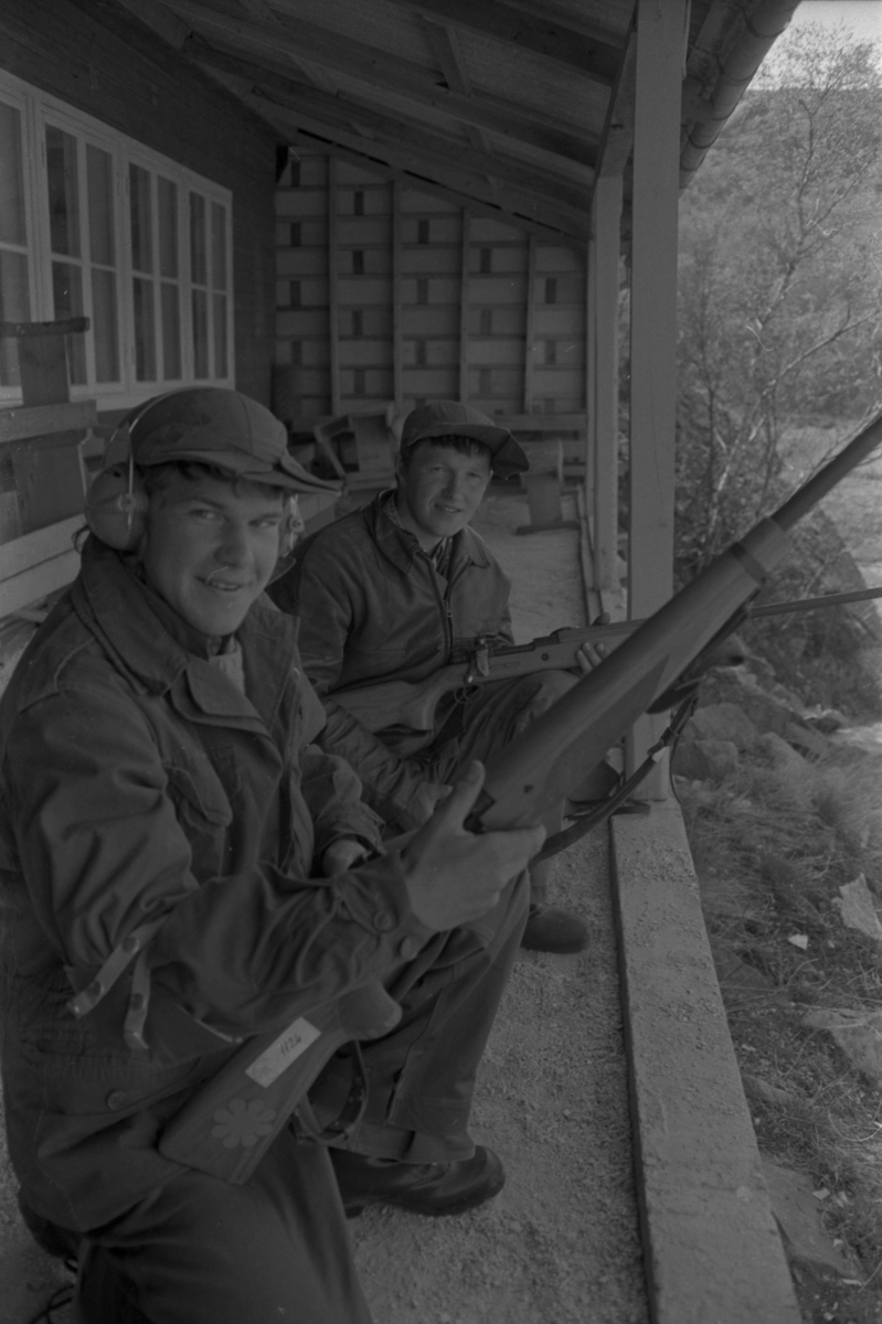 Skytterhuset på Fotland, ca. 1973. Omskyting om gylf-feltmedaljer.