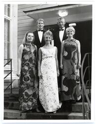 Familjen Schreil på sjösättningsmiddag Gustafsbergs restaura