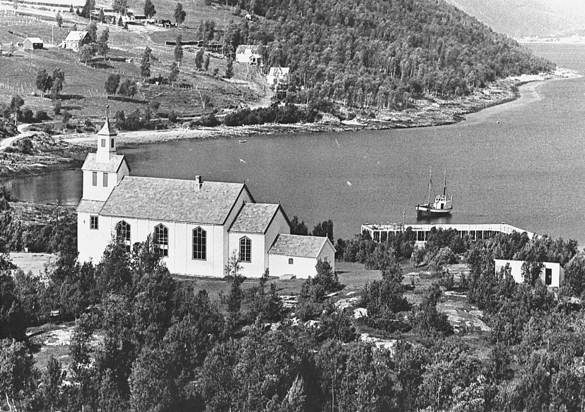 Balsfjord hovedkirke, Tennes