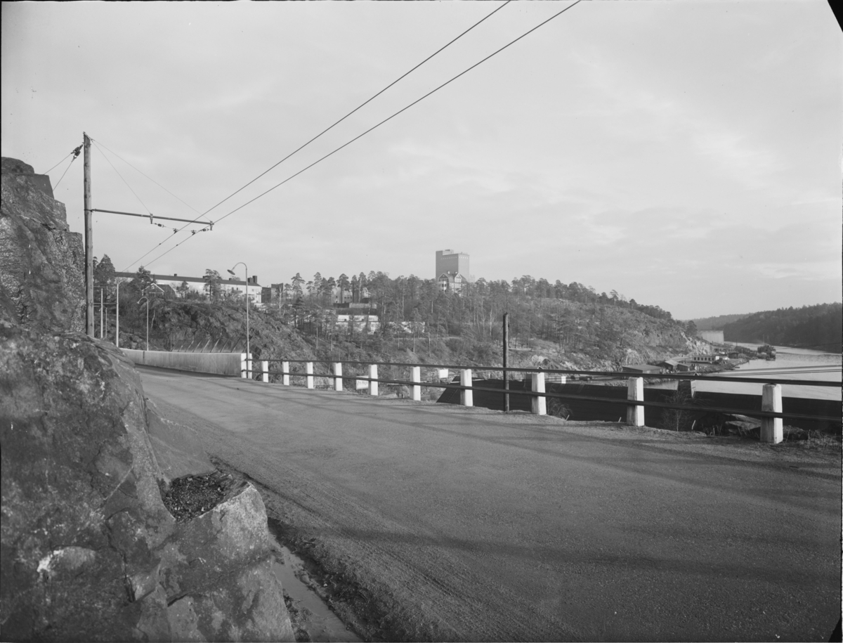 VY MOT KVARNHOLMEN FRÅN BRONS SÖDRA FÄSTE