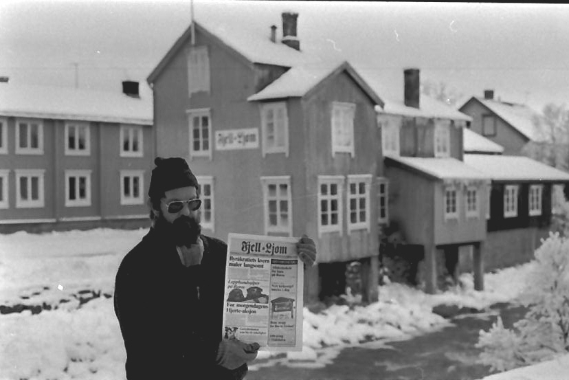 Kjell T. Olsen foran Fjell-Ljomen. 