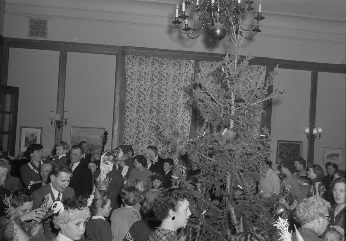 Ørens Mekaniske Verksteds julefest for barn