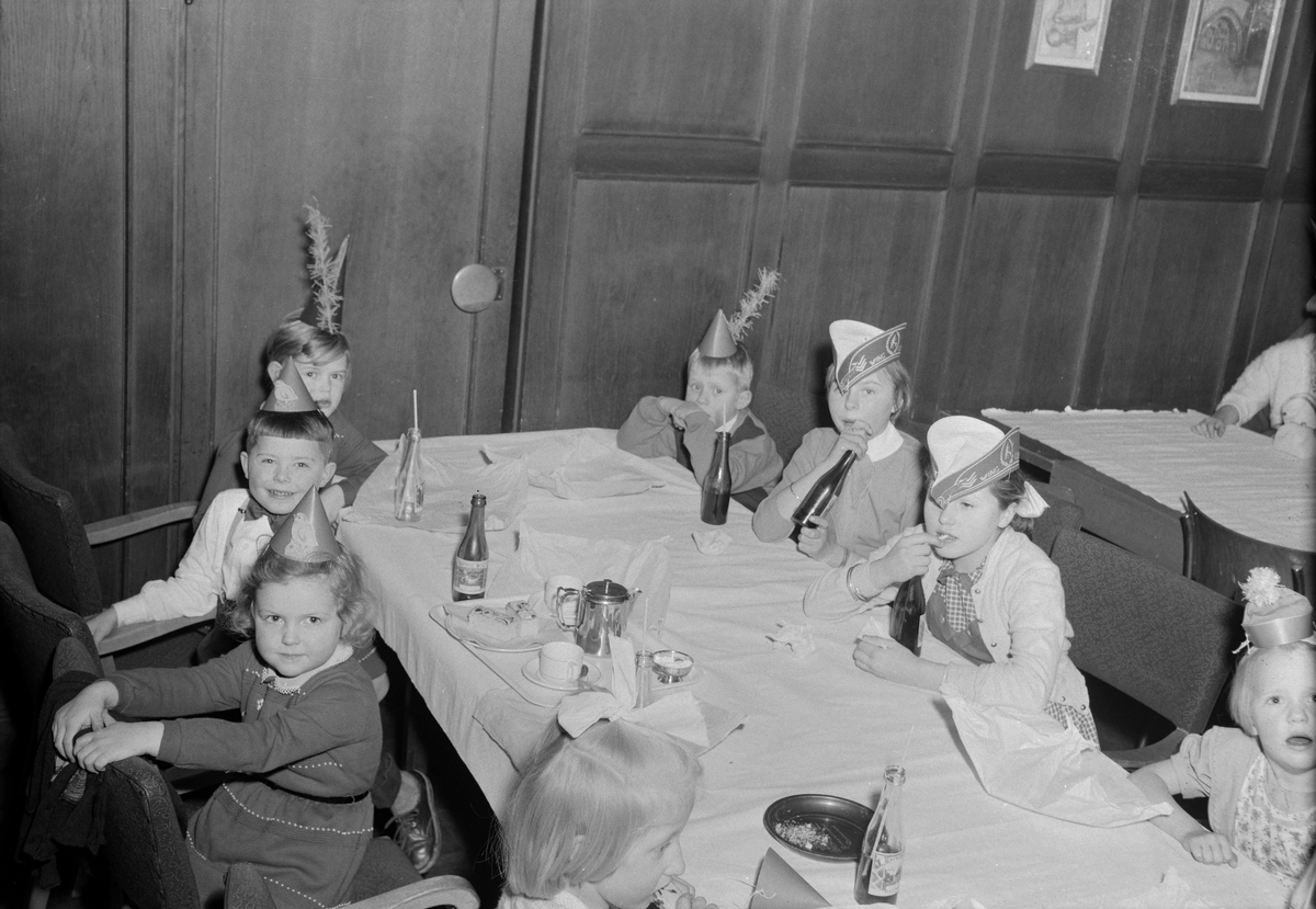 Ørens Mekaniske Verksteds julefest for barn