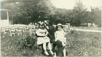 Mösseberg.  Anne-Marie, Georg och Gustaf Fredrik