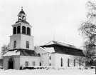 Sollefteå kyrka. På platsen fanns under medeltiden en gråstenskyrka, som hörde till de äldre i Ådalen och som torde ha tillkommit under 1200-talet. Den behöll sitt lilla rakslutna kor tills kyrkan ombygdes på 1770-tallet. Byggmästare var stadsbyggmästare Daniel Hagman i Sundsvall