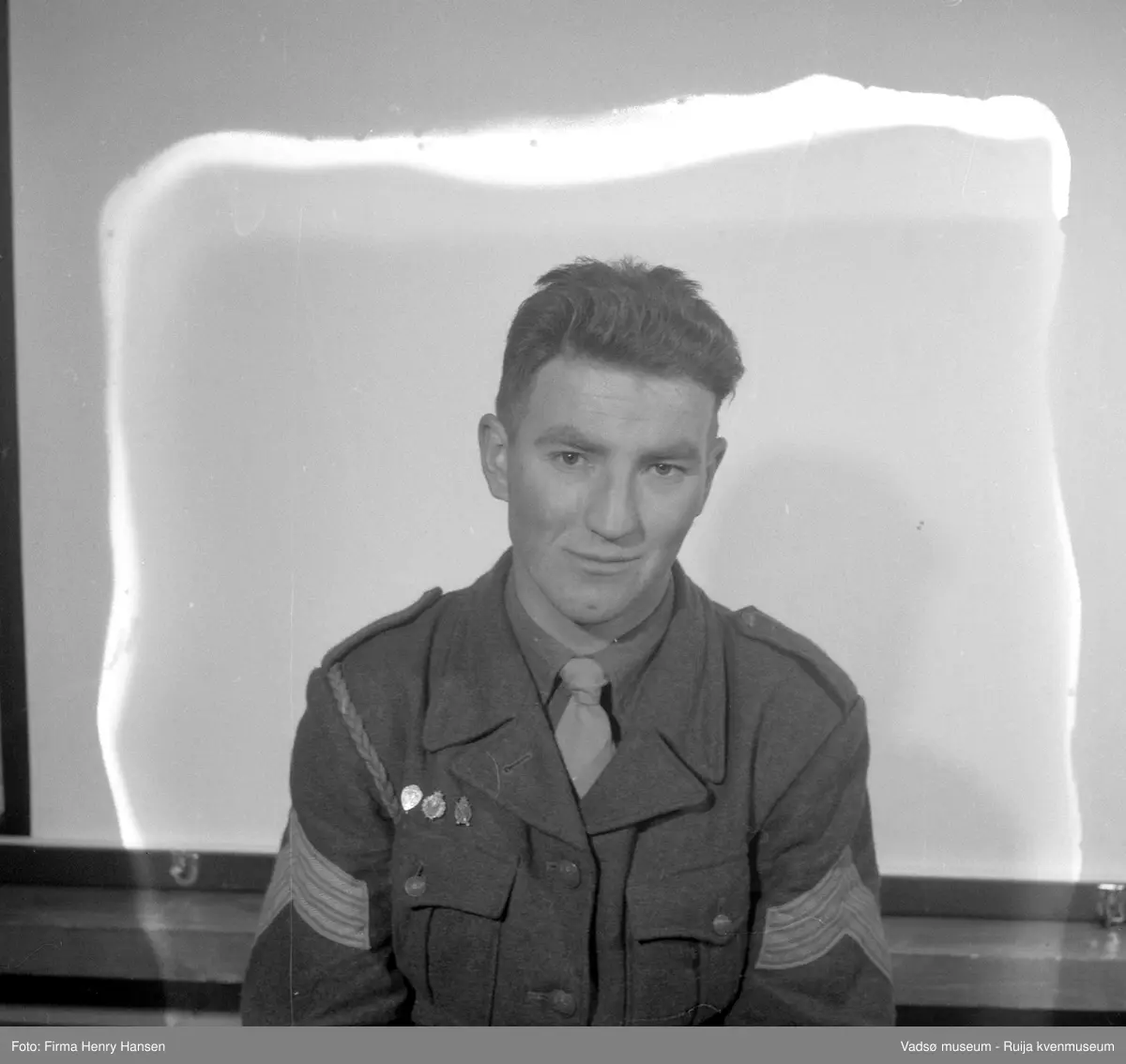 Varanger Bataljon, Nyborg 1954. Nr 2 Sersjant Jan Mentyjærvi, portrett.
Finnmarkskompaniene Alten kredskompani og Varanger kredskompani ble opprettet allerede i 1898. 
Varanger kredskompani fikk sitt standkvarter i Vadsø og eksersersplass på Nyborg i Nesseby kommune. De første soldatene fra Øst-Finnmark møtte til tjeneste på Nyborgmoen 3 august 1898.  Varanger bataljon opphørte som oppsettende avdeling i 1995. 
Kilde: "Varanger bataljons historie 1898-1995" Trygve Andersen. Utgitt av Finnmark regiment. Porsangmoen 1997. ISBN: 82-994523-0-9