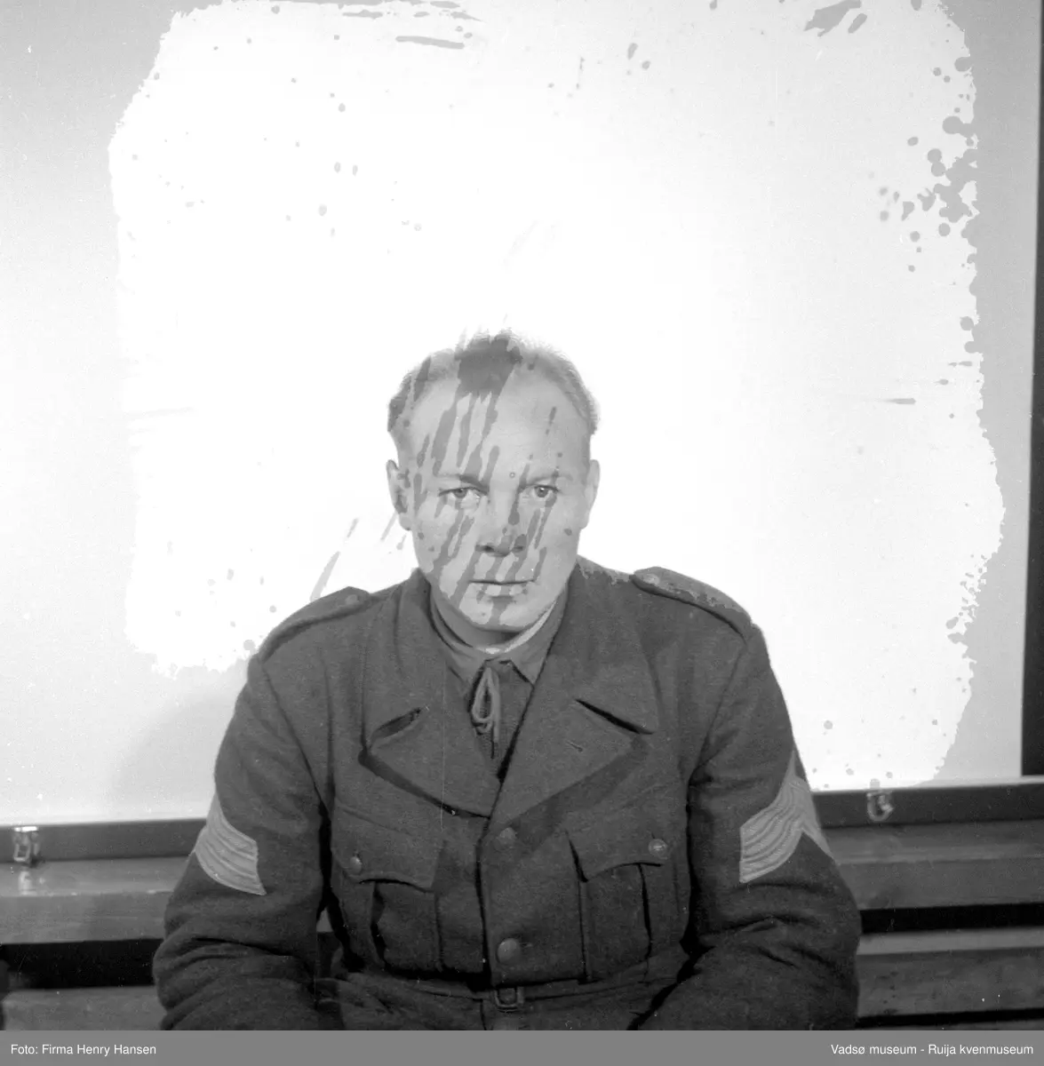 Varanger Bataljonen, Nyborg 1954. Nr 5 Sersjant Arne Randa, portrett.
Finnmarkskompaniene Alten kredskompani og Varanger kredskompani ble opprettet allerede i 1898. 
Varanger kredskompani fikk sitt standkvarter i Vadsø og eksersersplass på Nyborg i Nesseby kommune. De første soldatene fra Øst-Finnmark møtte til tjeneste på Nyborgmoen 3 august 1898.  Varanger bataljon opphørte som oppsettende avdeling i 1995. 
Kilde: "Varanger bataljons historie 1898-1995" Trygve Andersen. Utgitt av Finnmark regiment. Porsangmoen 1997. ISBN: 82-994523-0-9