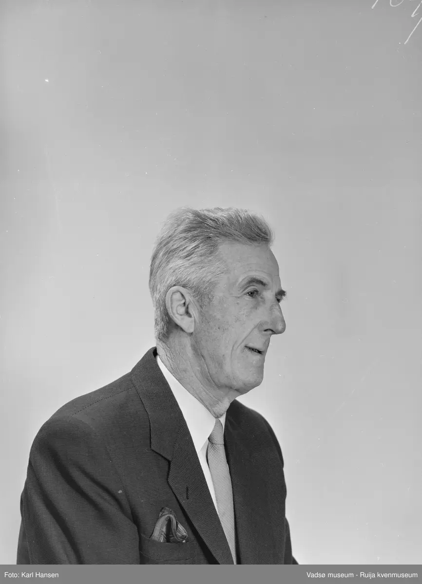 Portret av doktor Bjarne Skogsolm 23.10.1959.