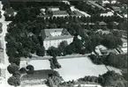 Västerås.
Flygfoto över Västerås slott med trädgård, från väster, 1941.