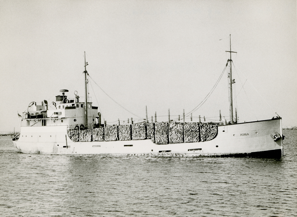 Ägare:/1959-65/: Rederibolaget Adina. Hemort: Mariehamn.