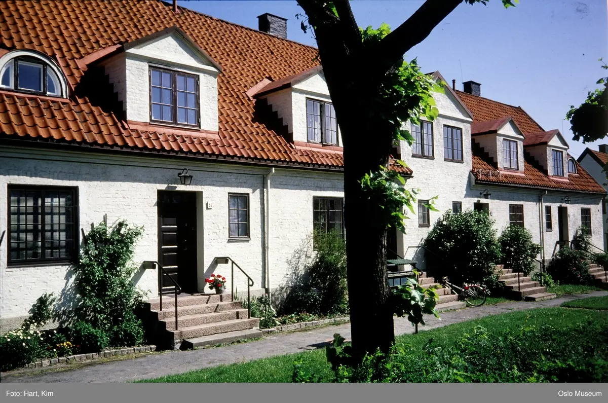 rekkehus, forhager