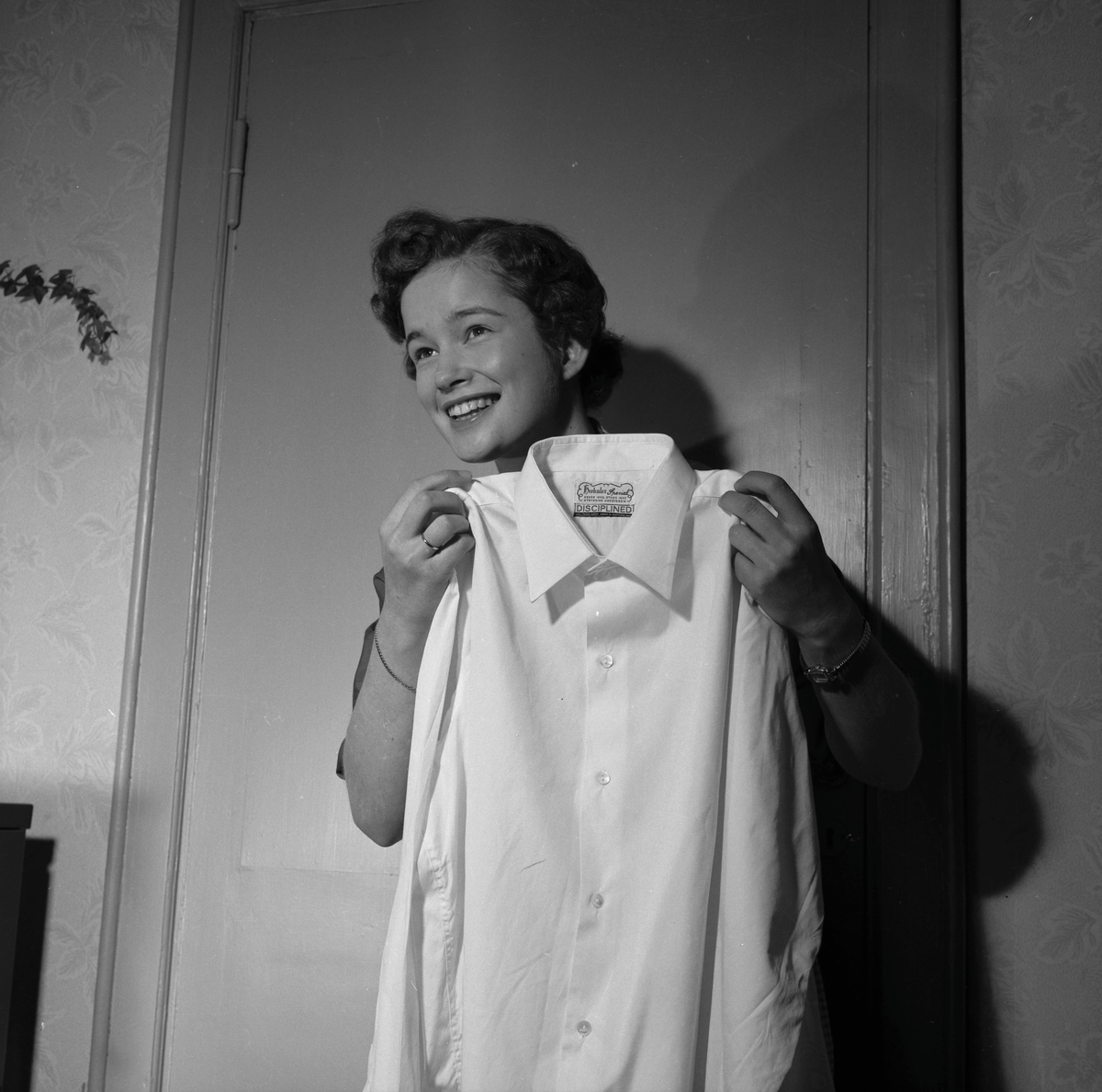 Anne Louise Sissener med skjorte