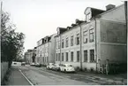 Västerås, Vasastaden.
Floragatan 13-17, 1975.