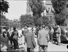 Folksamling vid Uppsala domkyrka, 1947