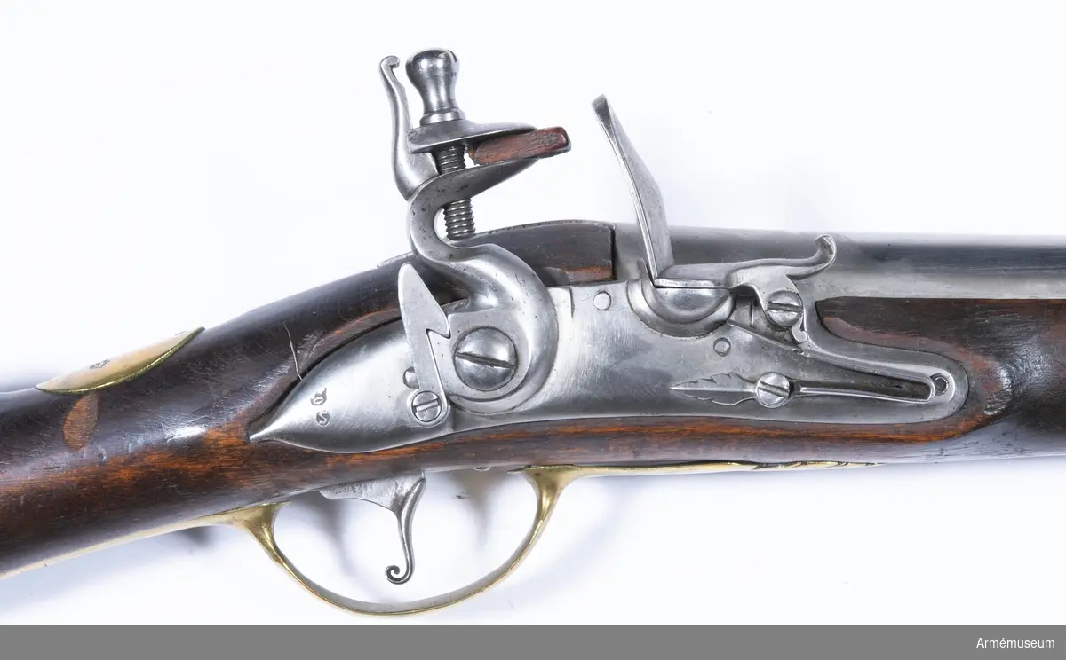 Karbin med flintlås.