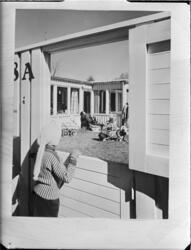 REP. AV BILDER FÖR UTSTÄLLNING I KUNGSTRÄDGÅRDEN