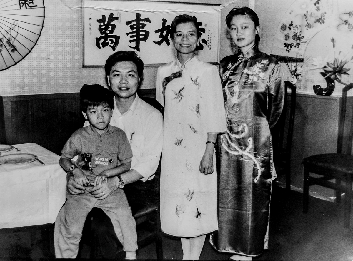 Innehaverne av China Palace på torvet, Kragerø.